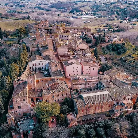Casa Giulia, Il Gioiello Del Borgo Certaldo