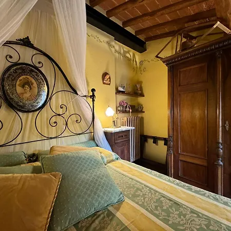 Casa Giulia, Il Gioiello Del Borgo