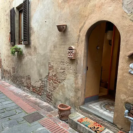 Appartamento Casa Giulia, Il Gioiello Del Borgo