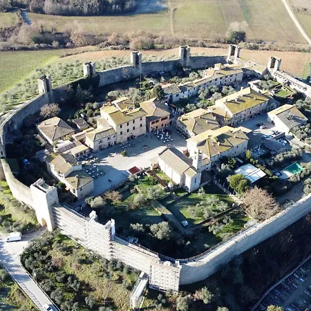 Casa Giulia, Il Gioiello Del Borgo Certaldo
